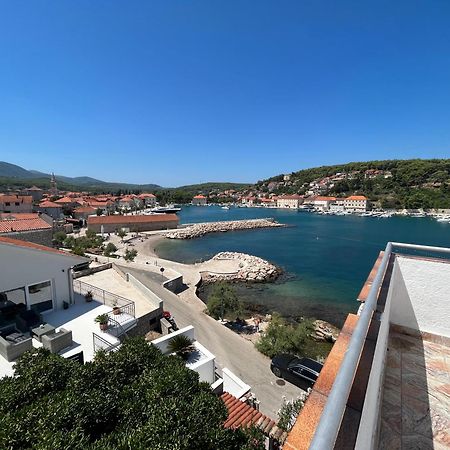 Apartments Peronja Jelsa Seafront Dış mekan fotoğraf